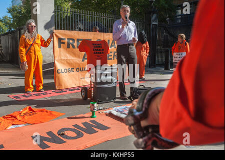 Ansprachen bei der Feier über die bevorstehende Veröffentlichung von Shaker Aamer warnte der Schmutzkampagne gegen ihn starten die Beweismittel, die er über Folter durch die USA und Großbritannien des Systemstatus Agenturen, und vielleicht rechtfertigen können, ihn zu diskreditieren. Stockfoto