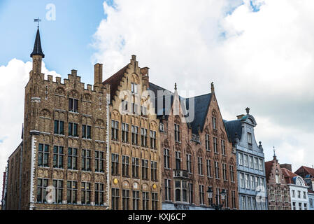 Brügge, Belgien, 31. August 2017: Fassade des alten historischen Gebäuden in der mittelalterlichen Stadt Brügge, Belgien Stockfoto