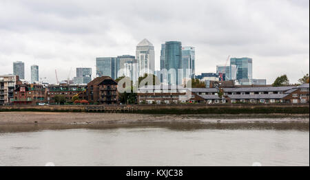 Canary Wharf Skyline von Greenwich, London, England, UK gesehen Stockfoto