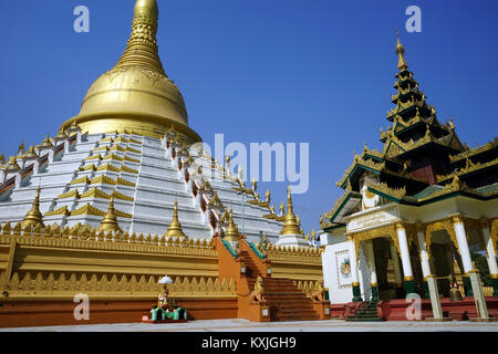 BAGO, MYANMAR - ca. April 2017 Mahazedi Pagode Stockfoto