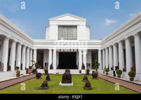 JAKARTA, Indonesien - 19. Oktober 2014: Das National Museum von Indonesien. Stockfoto