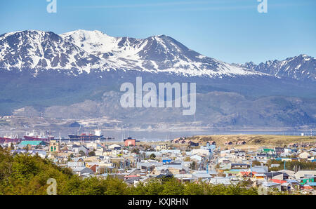 Ushuaia City, die Hauptstadt von Feuerland, allgemein bekannt als die südlichste Stadt der Welt, Argentinien. Stockfoto