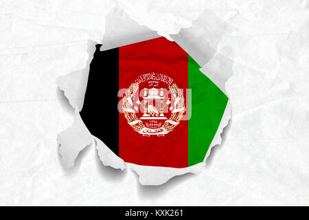 Realistische Abbildung: Afghanistan Flagge auf Torned, zerknittert, schmutzig, grunge Papier. 3D-Rendering. Stockfoto