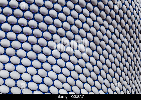 Die legendären Selfridges Gebäude im Herzen von Birminghams Stadtzentrum. Das Gebäude, das Teil der Bullring Shopping Center wurde im 2 abgeschlossen Stockfoto