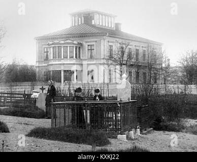 Bünsow Bünsowska villan (die Villa) am kleinen See Bünsowska tjärn, Sundsvall, Schweden. 19. jahrhundert Stockfoto