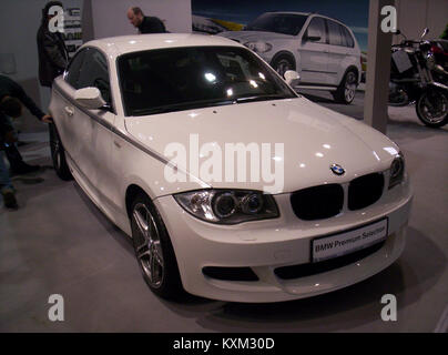 BMW 1er Coupé (E82) vordere Poznan 2011 Stockfoto