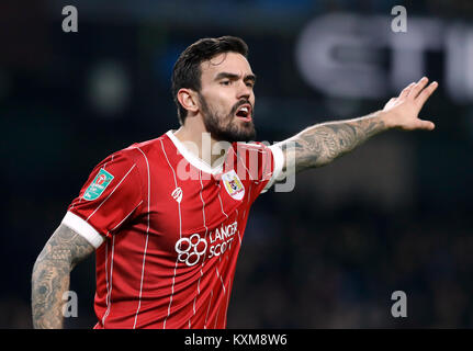 Bristol City Marlon Pack während der carabao Cup Halbfinale, Hinspiel Gleiches an Etihad Stadium, Manchester. PRESS ASSOCIATION Foto. Bild Datum: Dienstag, den 9. Januar 2018. Siehe PA-Geschichte Fußball Mann Stadt. Foto: Martin Rickett/PA-Kabel. Einschränkungen: EDITORIAL NUR VERWENDEN Keine Verwendung mit nicht autorisierten Audio-, Video-, Daten-, Spielpläne, Verein/liga Logos oder "live" Dienstleistungen. On-line-in-Verwendung auf 75 Bilder beschränkt, kein Video-Emulation. Keine Verwendung in Wetten, Spiele oder einzelne Verein/Liga/player Publikationen. Stockfoto