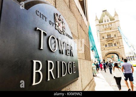 Tower Bridge London UK England, Tower Bridge London City, Tower Bridge anmelden London UK, London Sehenswürdigkeiten London Sehenswürdigkeiten London City, UK, England, Grossbritannien Stockfoto