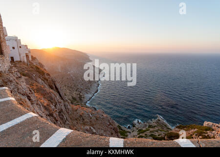 Sonnenuntergang von der Insel Folegandros, Griechenland Stockfoto