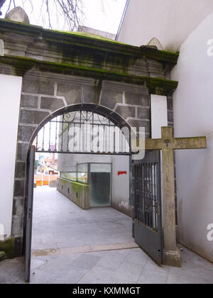 Das Archäologische Museum von Bilbao in Spanien zeigt die Geschichte und das kulturelle Erbe des Baskenlandes durch archäologische Sammlungen, Exponate und Artefakte. Stockfoto