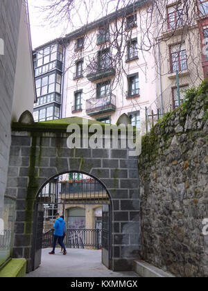 Das Arkeologi Museoa in Bilbao, Spanien, ist das Archäologische Museum von Bizkaia, das historische Artefakte, Ausstellungen und das kulturelle Erbe des Baskenlandes beherbergt. Stockfoto