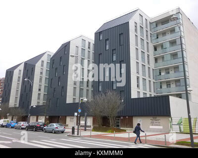 Bilbao - Bloque de viviendas Amézola 126 (Avenida del Ferrocarril, 32-34 -36-38) (1) Stockfoto