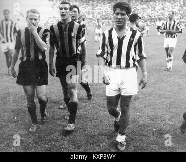 Coppa Italia 1958 / 59 - Inter Mailand V Juventus FC - Nicolè, Bicicli, Angelillo, Firmani, Sívori, Charles Stockfoto