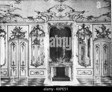 Der Bronzesaal im Stadtschloss Potsdam ist ein bedeutender architektonischer Raum, der für seine barocke Gestaltung bekannt ist. Es spiegelt die königliche Geschichte des Deutschland des 18. Jahrhunderts wider und zeigt komplexe Innenarchitektur und kulturelle Bedeutung. Stockfoto