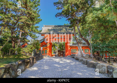 Das Tor von sumiyoshi Grand Schrein (sumiyoshi-taisha) in Osaka, Osaka, Japan - 24. Oktober: sumiyoshi Grand Schrein in Osaka, Japan, am 24. Oktober 2014. Stockfoto