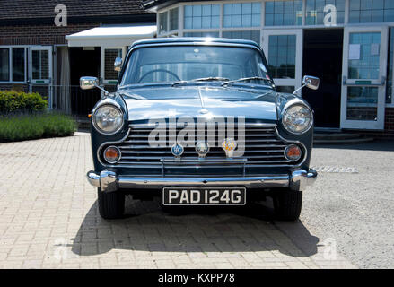 1963 Morris Oxford klassische britische Familie Limousine Stockfoto