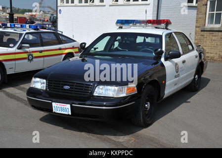 Ford Crown Victoria Police Interceptor P 71 amerikanische Polizei Auto Stockfoto