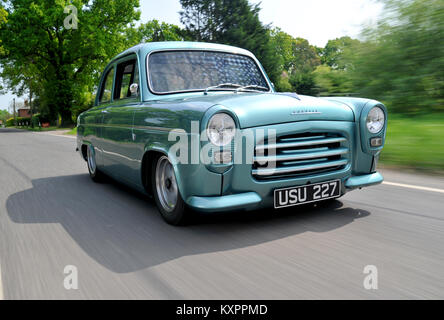 Ford 100 e Pop oder Populär, 1960s Classic Car auf Basis Hotrod Stockfoto