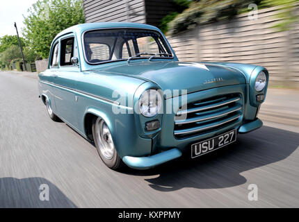 Ford 100 e Pop oder Populär, 1960s Classic Car auf Basis Hotrod Stockfoto