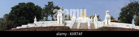 MANDALAY, MYANMAR - ca. April 2017 Sat Tau Yar in Mingun Pagode Stockfoto
