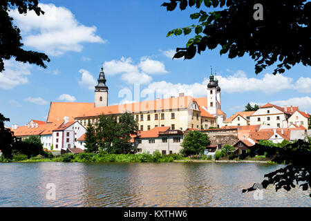 Přes Historické centrum Uličský rybník, Telč (UNESCO), Kraj Vysočina, Ceska Republika/historischen Zentrums, Ulicky Teich, Telc (UNESCO), Vysocina distric Stockfoto