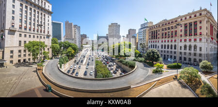 Panoramablick auf 23 de Maio Avenue Blick aus Sicht von Viaduto tun Cha (Tee Viadukt) - Sao Paulo, Brasilien Stockfoto