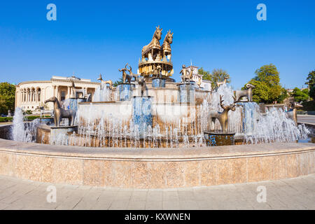 KUTAISI, Georgien - 25. SEPTEMBER 2015: kolkhida Brunnen im Zentrum von Kutaisi, die imereti Region Georgiens. Stockfoto