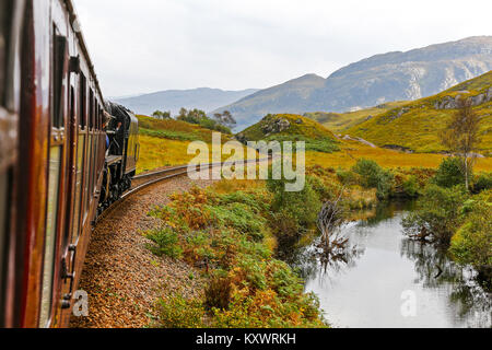 Auf der West Highland Line, Glenfinnan, Schottland, UK Stockfoto