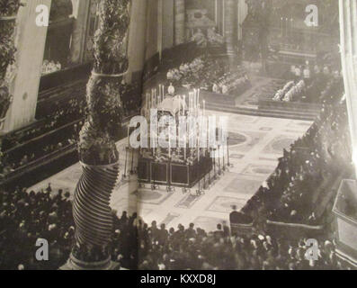 Die Veranstaltung „Funérailles de Pie XI“ bezieht sich auf die Beerdigung von Papst Pius XI. Im Jahre 1939 im Petersdom in Vatikanstadt. Die Zeremonie markierte das Ableben des Pontiffs, der die katholische Kirche von 1922 bis 1939 leitete. Stockfoto