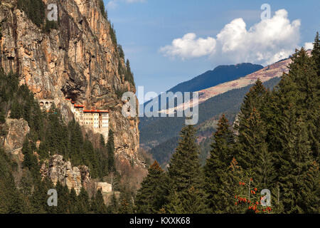 Sumela Kloster in Trabzon, Türkei. Griechisch-orthodoxe Kloster Sumela wurde im 4. Jahrhundert gegründet. Stockfoto