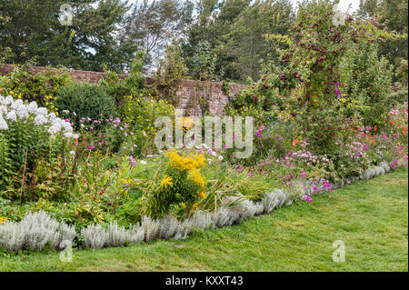 Charleston Bauernhaus, East Sussex, UK. Die Heimat der Künstler Vanessa Bell und Duncan Grant, es war ein Treffpunkt für Mitglieder der Bloomsbury Group Stockfoto