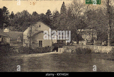 Genillé Mottage bezieht sich auf ein ländliches Anwesen in Genillé, einer Gemeinde im Departement Indre-et-Loire in Zentralfrankreich, das für seine landwirtschaftliche Landschaft und die traditionelle französische Landschaftsarchitektur bekannt ist. Stockfoto