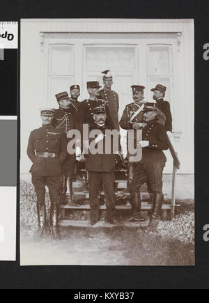 Foto von ausländischen Feldbeobachtern, aufbewahrt in einem digitalen Archiv und digitalisiert am 15. April 2016, dokumentiert internationale Beobachtung und Zusammenarbeit. Stockfoto