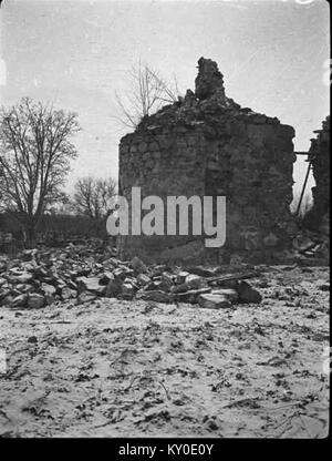 Die alte Kirche Hjälmseryd in Schweden ist im KMB-Register dokumentiert, das für ihre historische Architektur und religiöse Bedeutung bekannt ist. Stockfoto