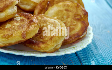 Hotteok Vielzahl von gefüllten Koreanischen Pfannkuchen und ist eine populäre Street Food von Korea. Stockfoto