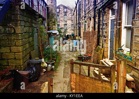 Rücken an Rücken Reihenhäuser in Sowerby Bridge West Yorkshire GROSSBRITANNIEN Stockfoto