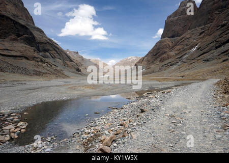 Kailash Berg und Fluss in Tibet, China Stockfoto