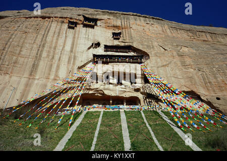 ZHANGYE, CHINA - ca. Mai 2017 Mati Si-Tempel in den Felsen Höhlen Stockfoto