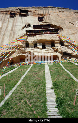 ZHANGYE, CHINA - ca. Mai 2017 Mati Si-Tempel in den Felsen Höhlen Stockfoto