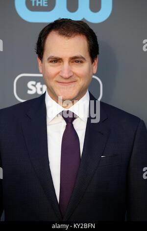 Michael Stuhlbarg besucht die 23. jährliche Critics' Choice Awards auf der Barker Hangar in Santa Monica, Los Angeles, USA, am 11. Januar 2018. Foto: Hubert Boesl - KEINE LEITUNG SERVICE - Foto: Hubert Boesl/dpa Stockfoto