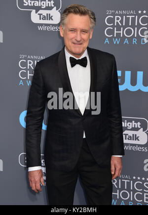 Santa Monica, Kalifornien, USA. 11 Jan, 2018. Bill Pullman 247 nimmt an der 23. jährlichen Critics' Choice Awards auf der Barker Hangar am 11. Januar 2018 in Santa Monica, Kalifornien Quelle: Tsuni/USA/Alamy leben Nachrichten Stockfoto