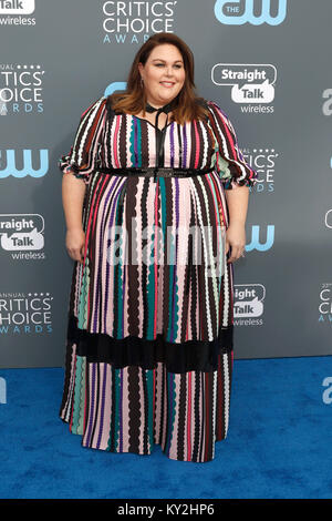 Chrissy Metz besucht die 23. jährliche Critics' Choice Awards auf der Barker Hangar am 11. Januar in Santa Monica, Kalifornien 2018. Stockfoto