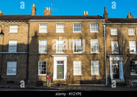 3 stöckigen viktorianischen Terrasse auf Angel Hill, Bury St. Edmunds, Suffolk, England, Großbritannien Stockfoto