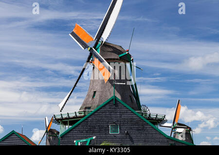 Zaanse Schans. Historische Stadt in Nordholland mit Open-air Museum. Die Windmühlen, Stockfoto