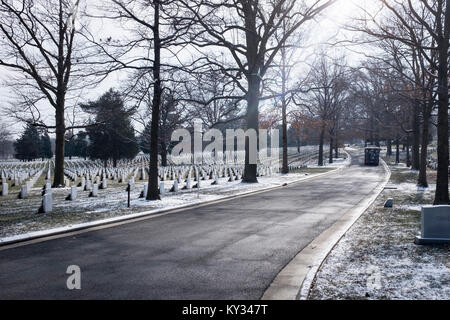 Ein Blick auf den Grabsteinen in den nationalen Friedhof von Arlington in Virginia, USA Stockfoto