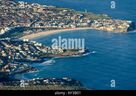 Bondi Beach aus der Luft, Sydney, New South Wales, Australien Stockfoto