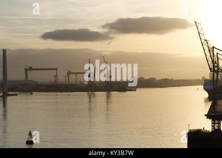 Belfast heabour bei Sonnenuntergang Stockfoto