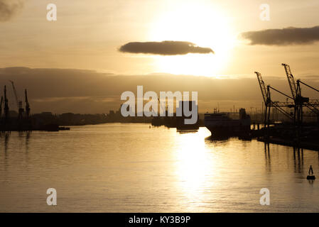 Belfast heabour bei Sonnenuntergang Stockfoto