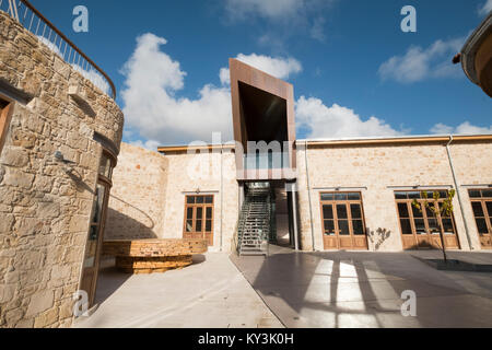 Neu Kunst- und Handwerkerzentrum in Paphos Altstadt renoviert, der Bereich wurde renoviert die Pafos Europäische Stadt der Kultur 2017 Jahr zu feiern. Stockfoto