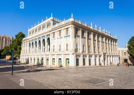 BAKU, Aserbaidschan, 14. SEPTEMBER 2016: Der Dichter Nizami Ganjavi National Museum von Aserbaidschan Literatur ist in der Mitte von Baku in Aserbaidschan. Stockfoto